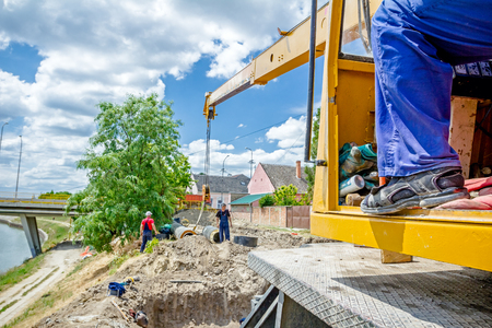 Heavy Crane Operators