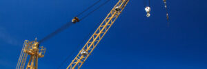 Crane lifting offshore